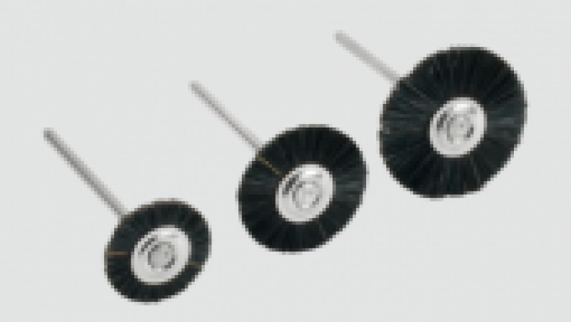 Miniaturbürsten mit weißen und schwarzen  Borsten – montiert für das Handstück. Ihn.12 St. 17-19-21-23-25 mm