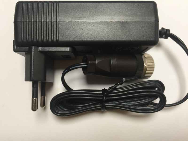 Steckernetzteil für 230V Anschluss